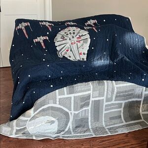 Pottery Barn Kids Star Wars Quilt in Navy and Gray - Full/Queen Size